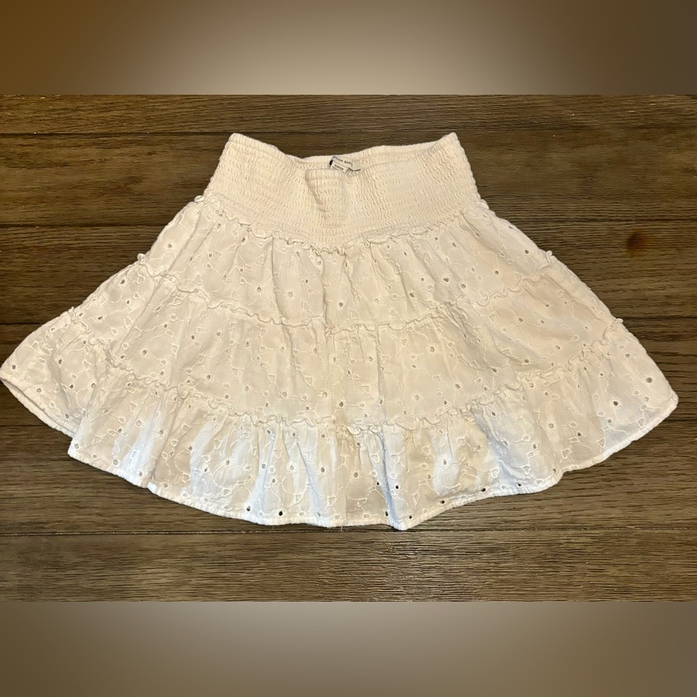 American Eagle white skirt eyelet  - size small